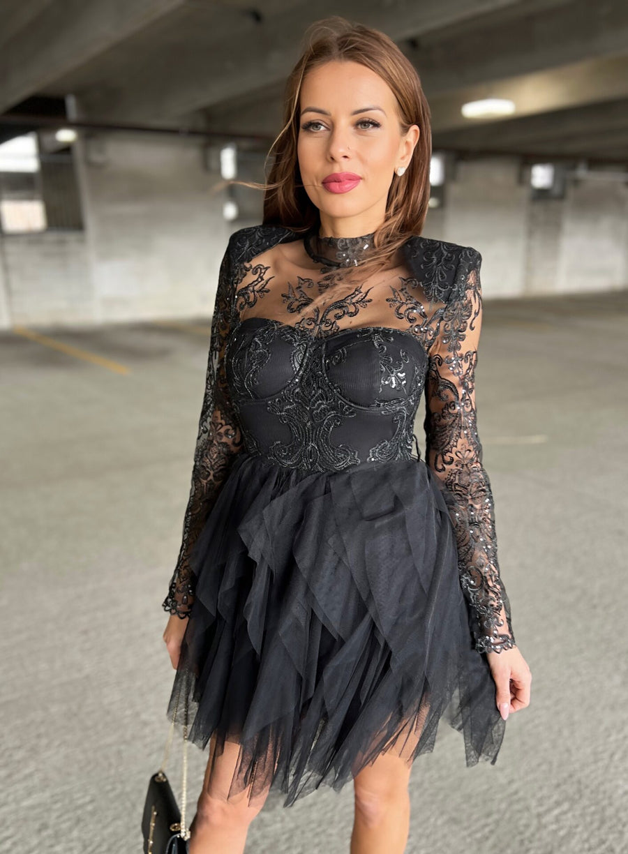 Midnight Elegance Black Tulle Evening Dress image 12
