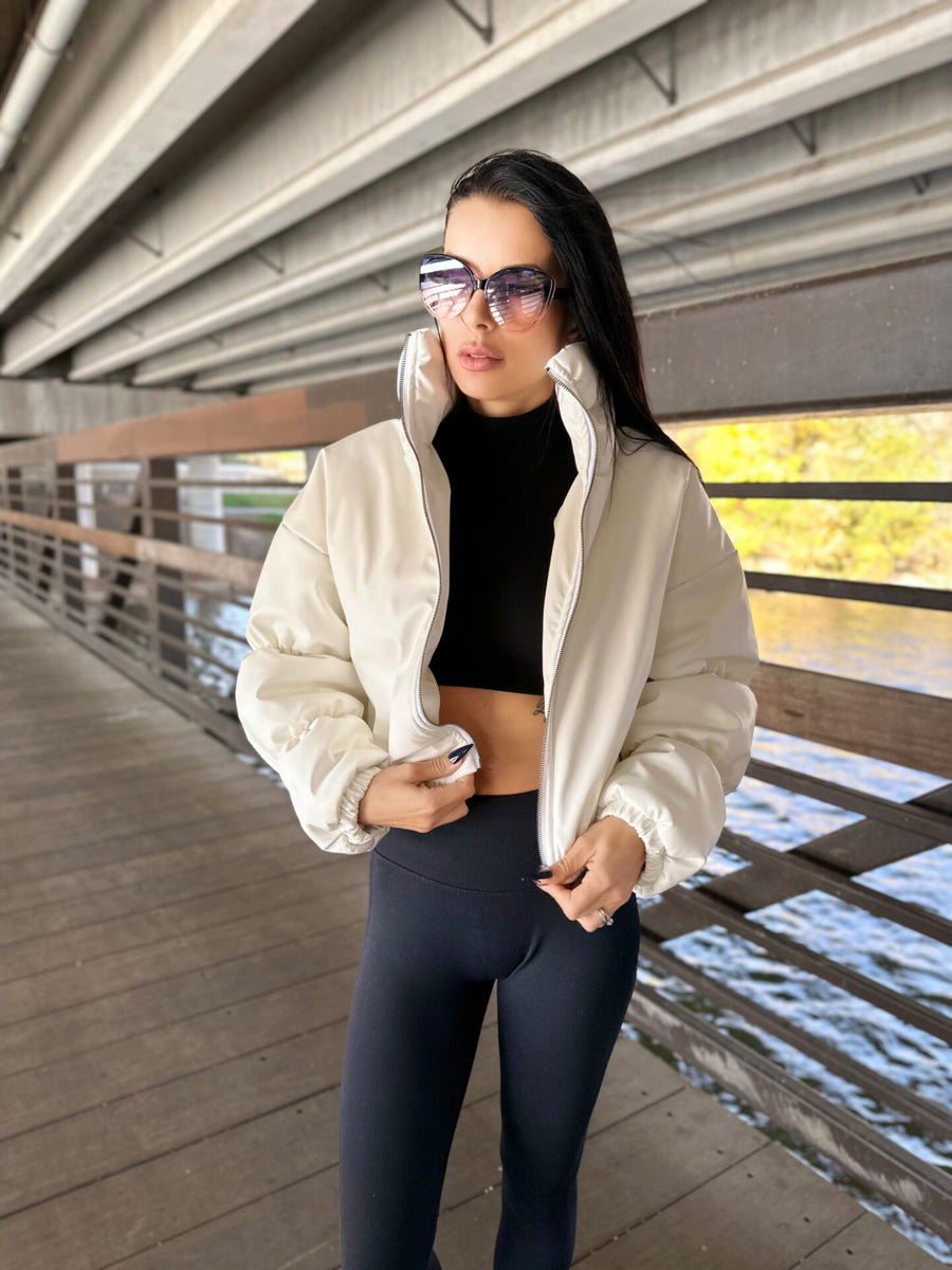 LA MANUEL CROP  JACKET image 3