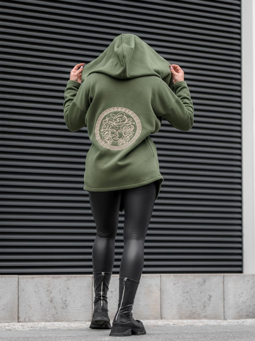 MEDUZA SHORT COAT KHAKI image 0