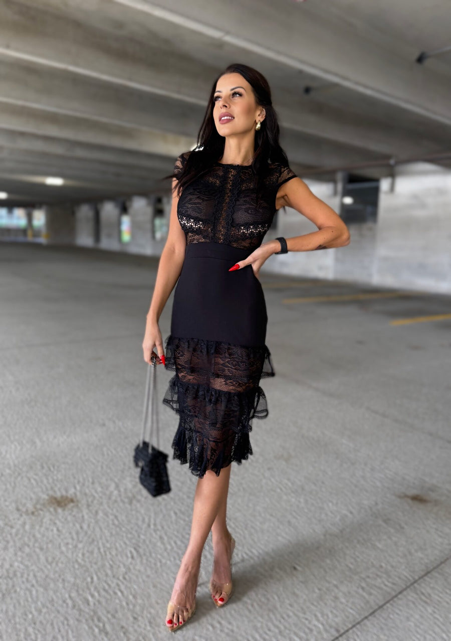 Dream Date Lace Midi Dress image 2