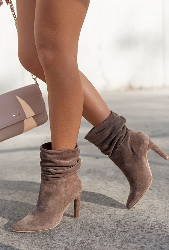 Coffee suede boots image 0