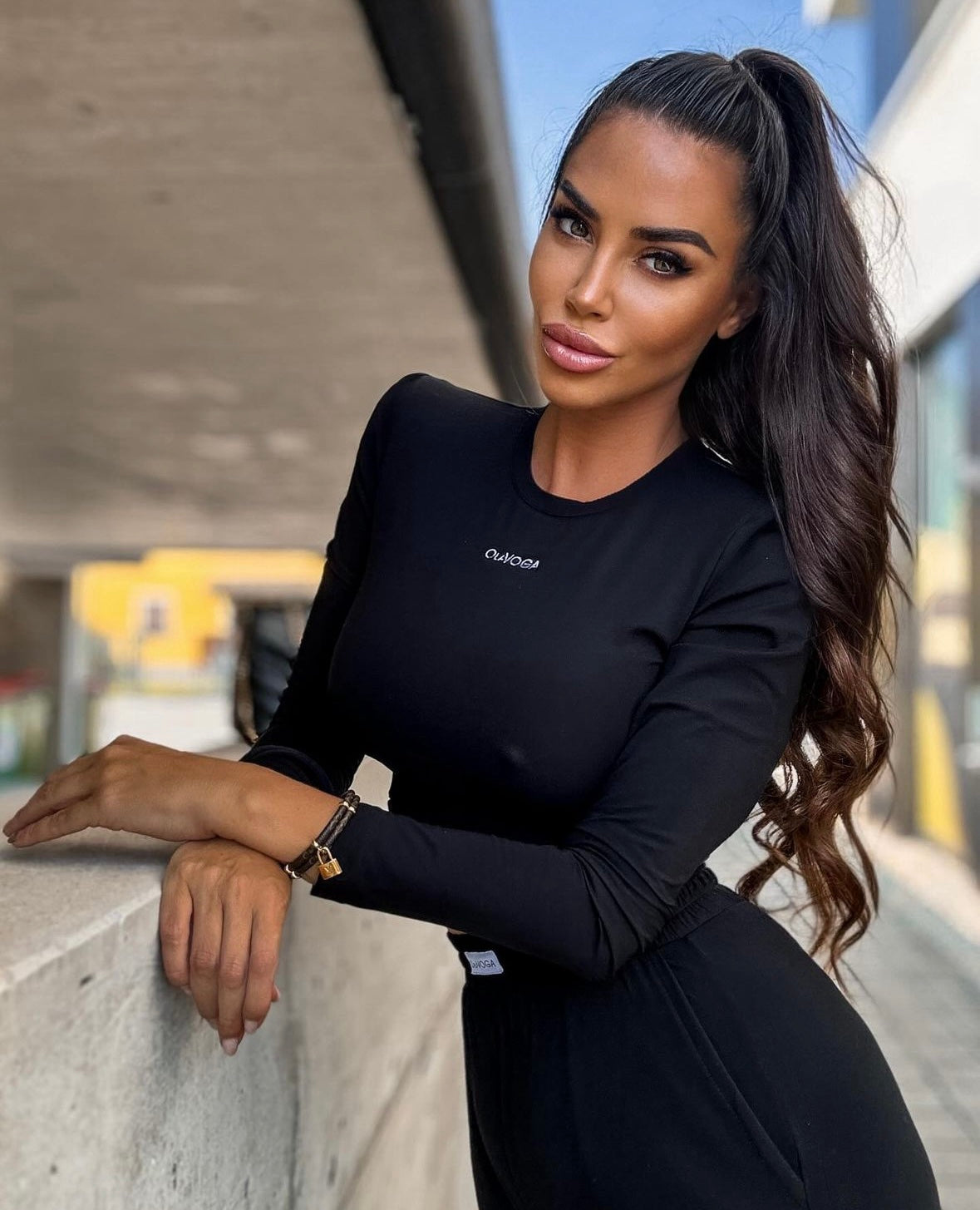 Women's casual set ARABELA OLAVOGA black image 1