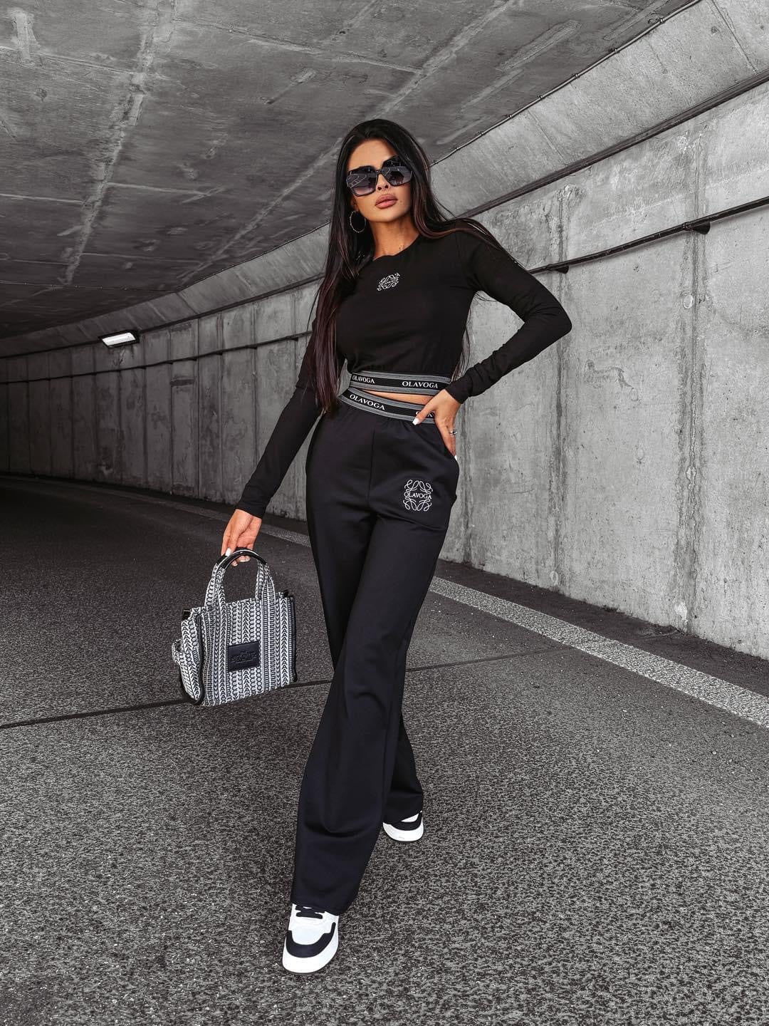 HOLLY OLAVOGA loose-fit trousers black image 0