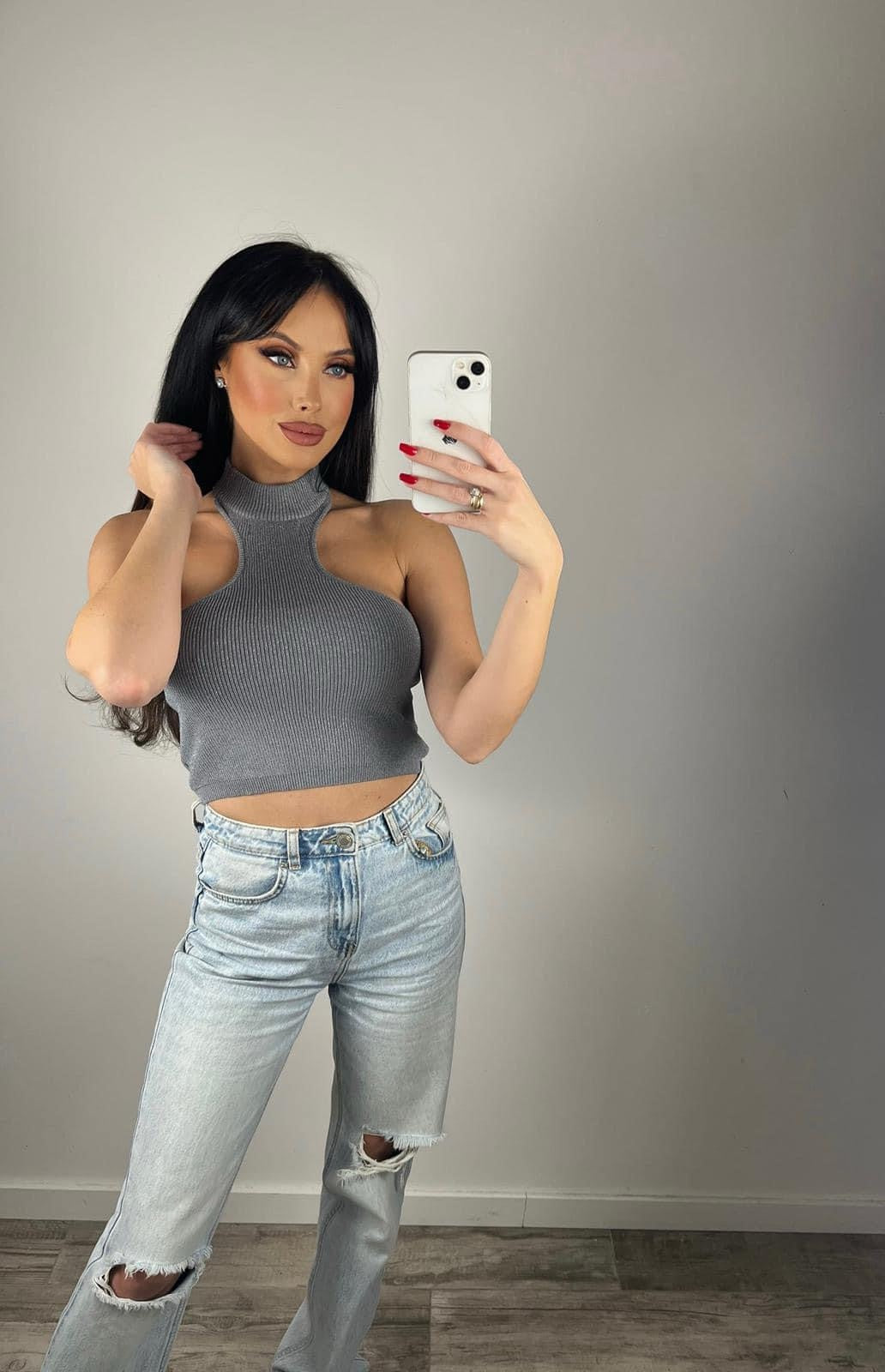 TOP SUMMER LOOK image 1