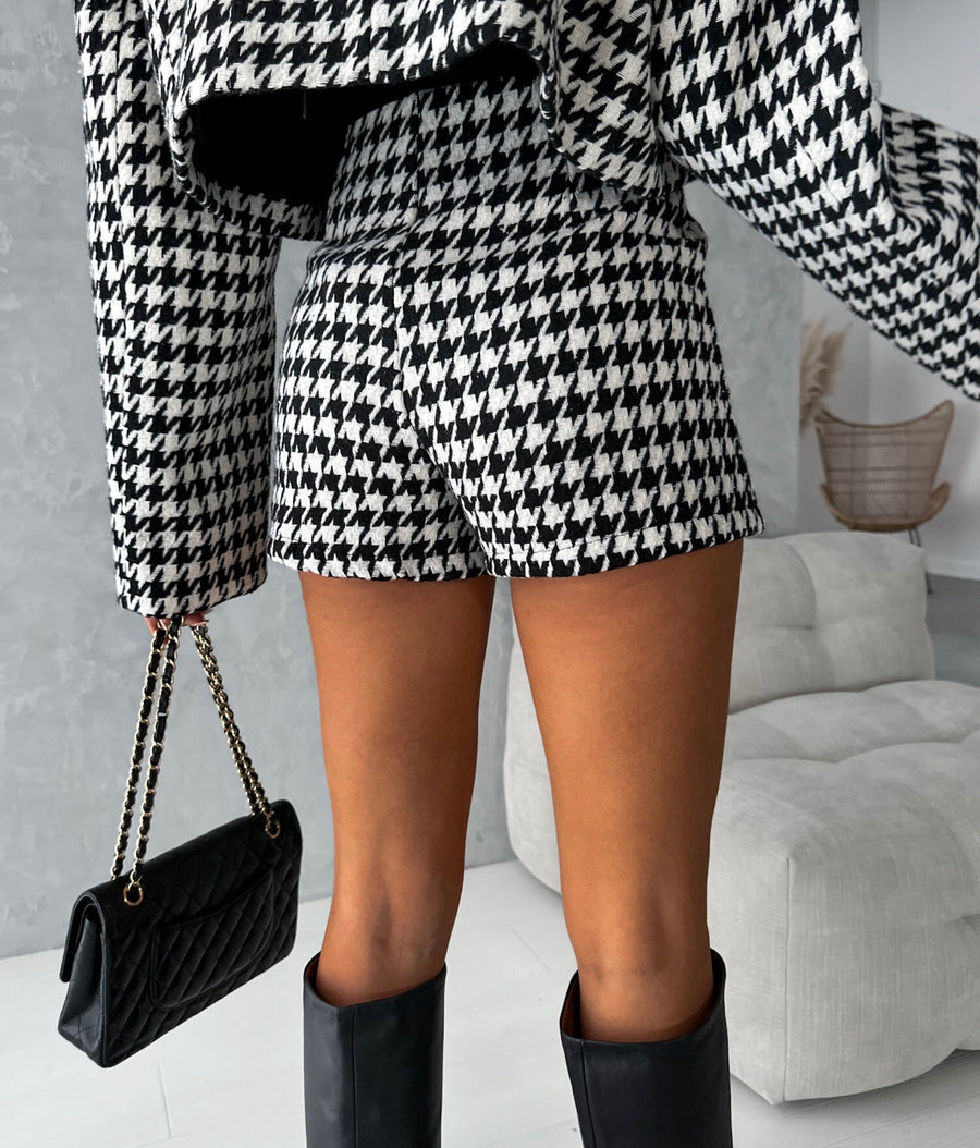 ASTURIO SKIRT/ SHORTS WHITE AND BLACK image 18