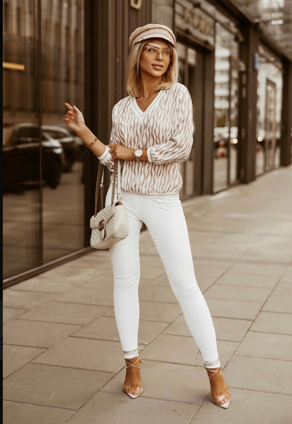 PUSH UP LEGGINGS IN WHITE image 1