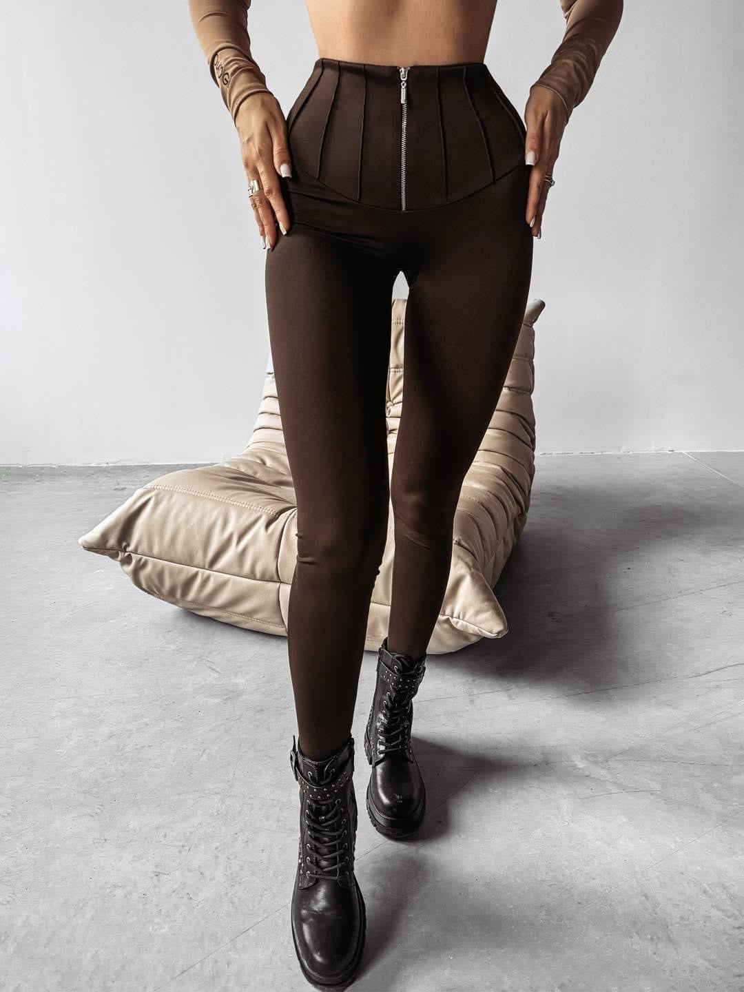 DAKOTA OLAVOGA elastic leggings brown image 1