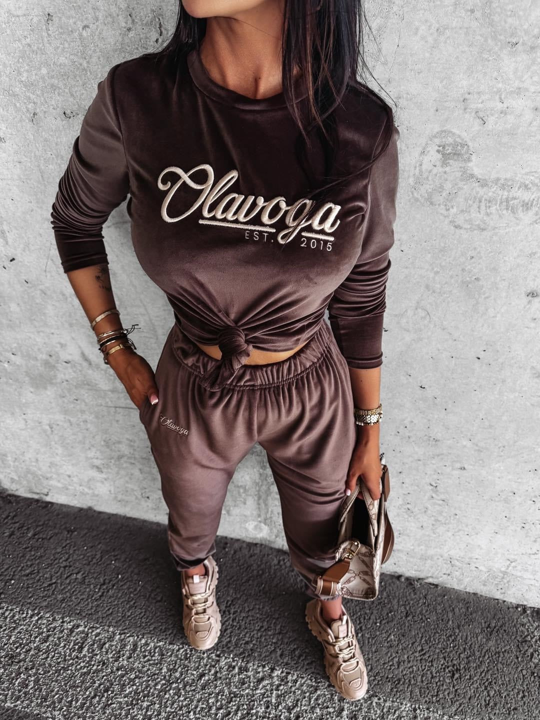 Women's velvet tracksuit SOULMATE OLAVOGA brown image 1