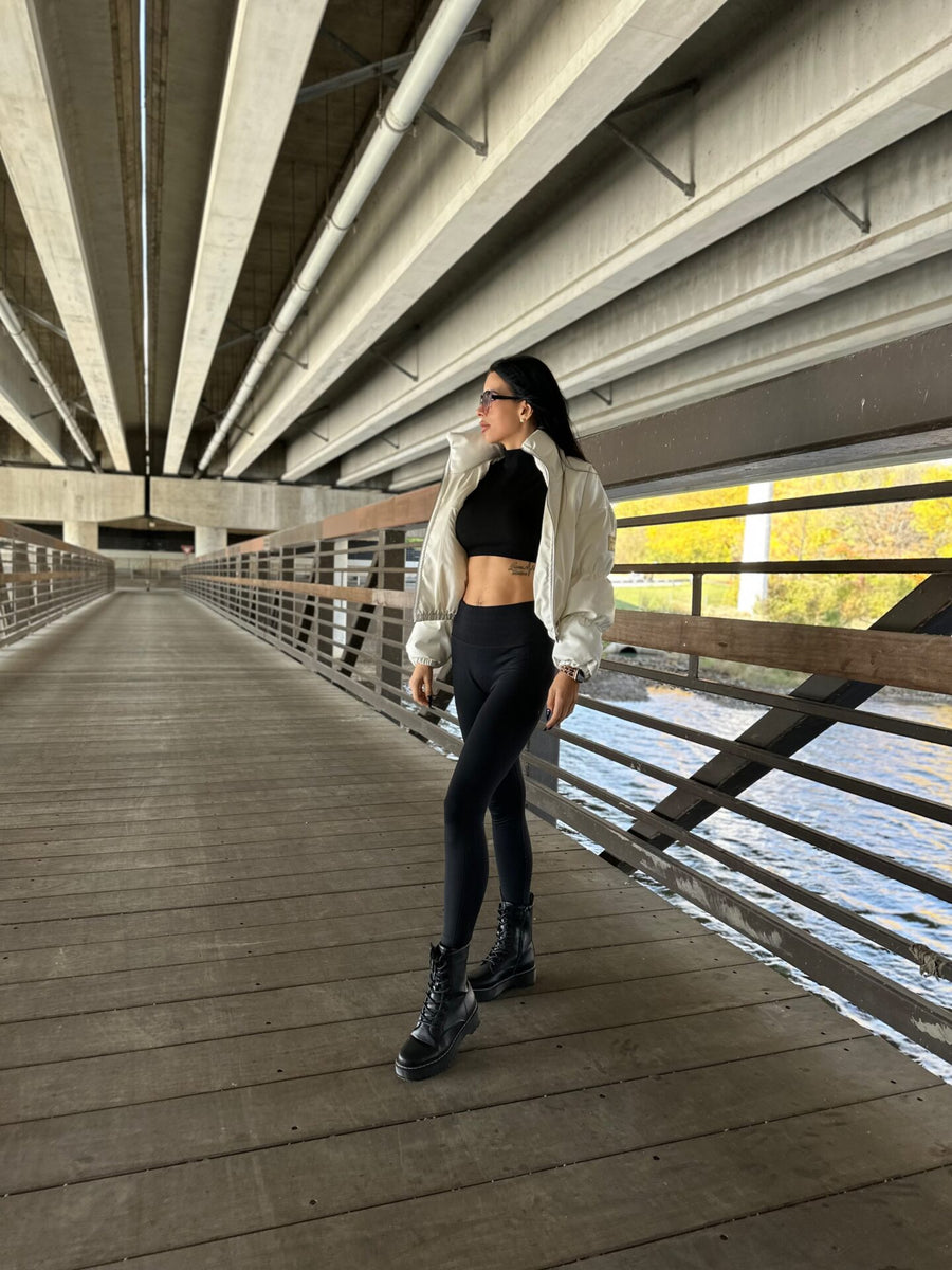 LA MANUEL CROP  JACKET image 4