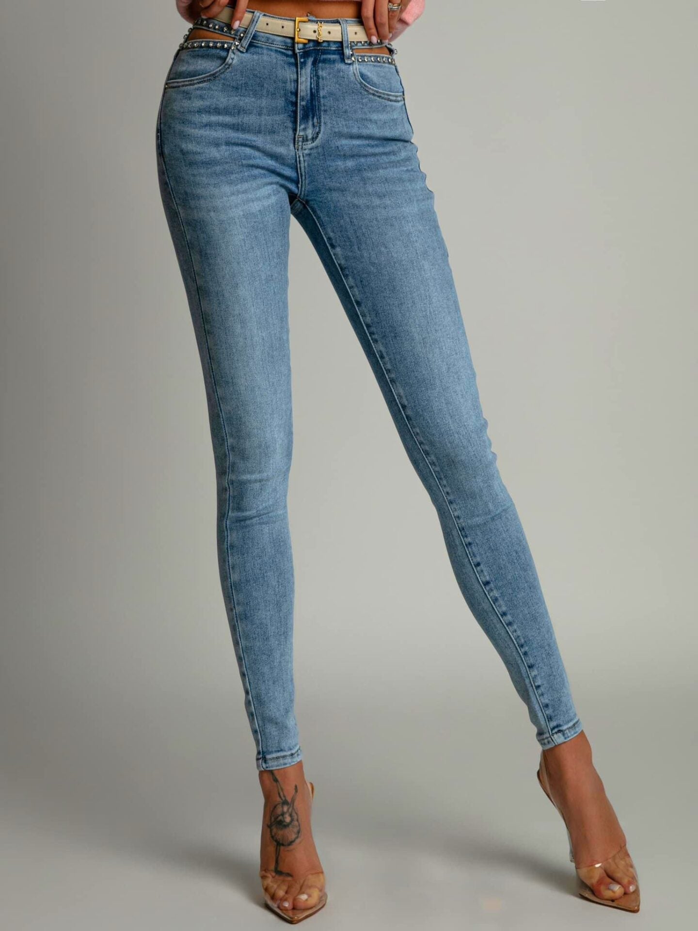 Chic Cut-Out High Waist Jeans with Hip Detail New image 1
