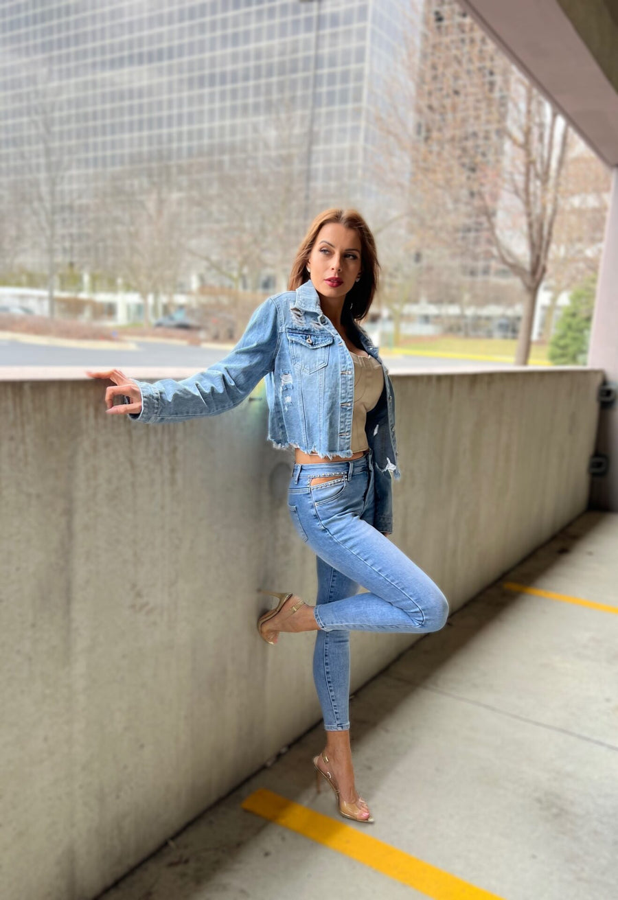 Chic Cut-Out High Waist Jeans with Hip Detail New image 8