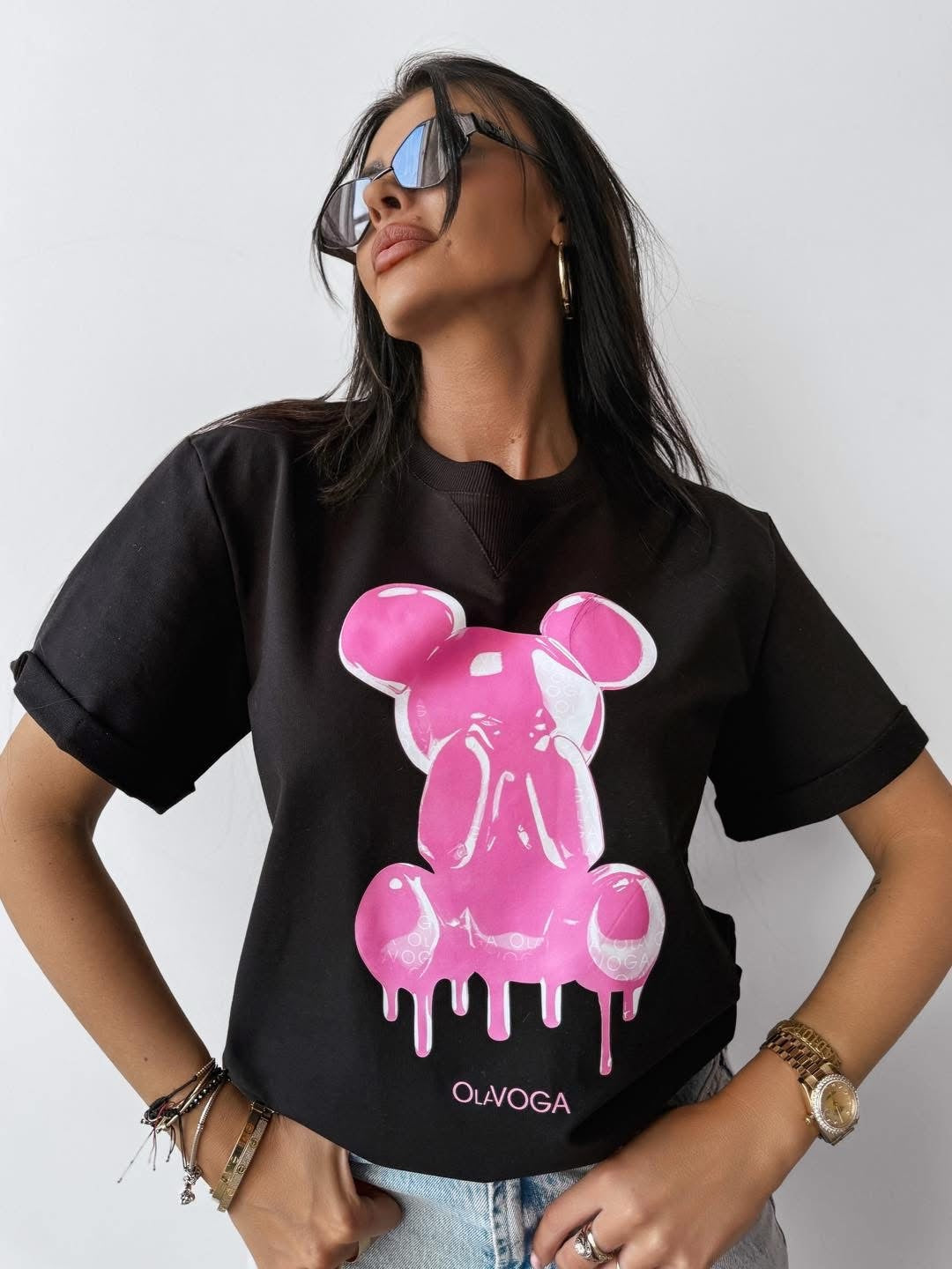 T-Shirt With GO ON OLAVOGA Application black image 1
