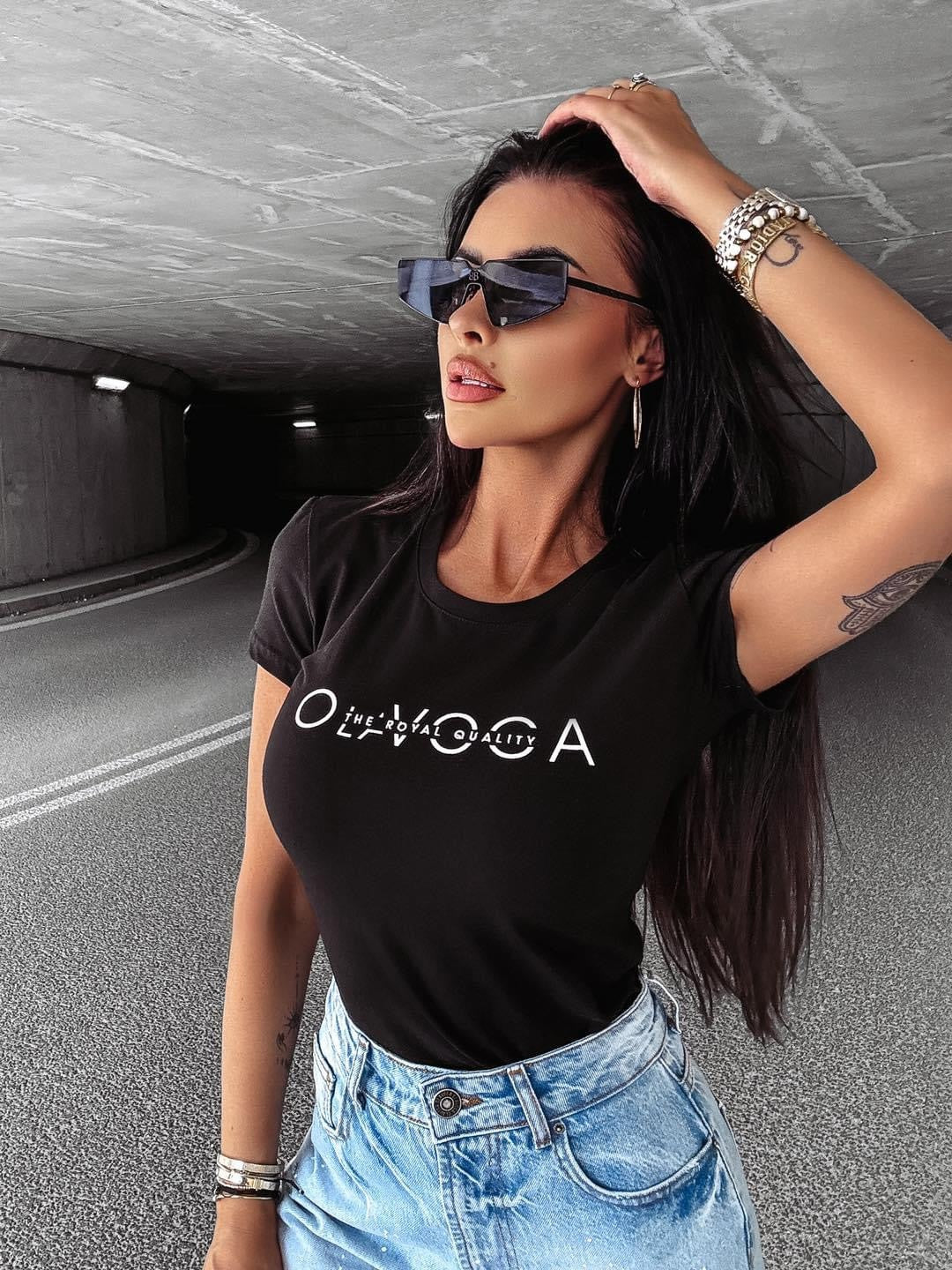 Classic women's T-shirt SPLIT OLAVOGA black image 1
