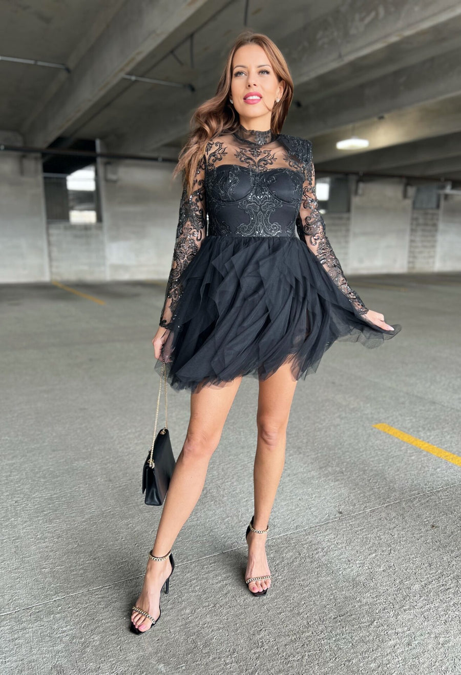 Midnight Elegance Black Tulle Evening Dress image 7