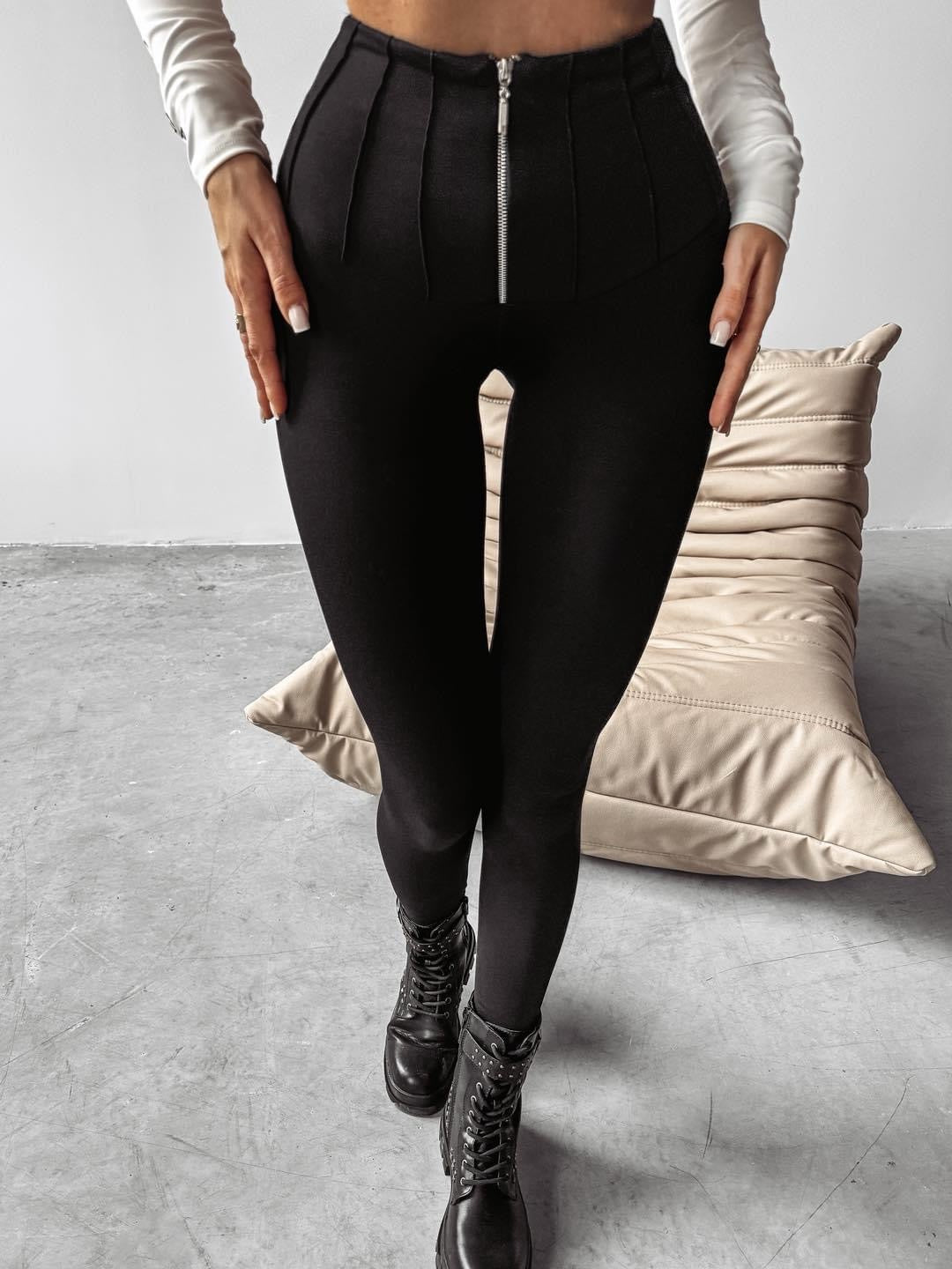 DAKOTA OLAVOGA elastic leggings black image 1