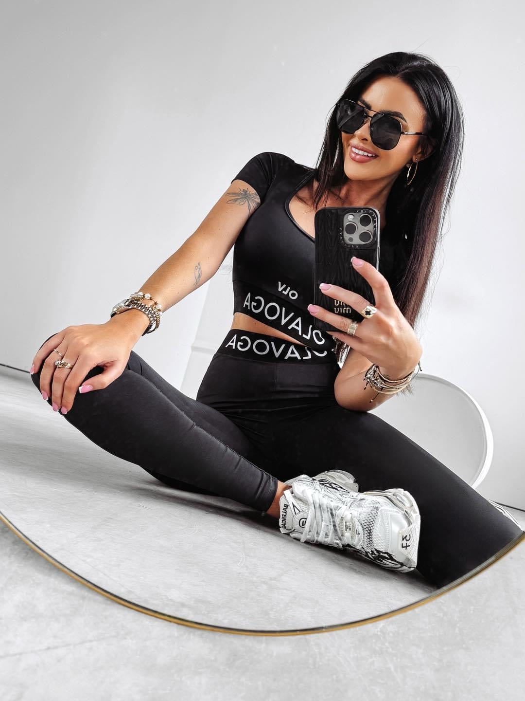 Glammy Ola Voga elastic set, black image 1