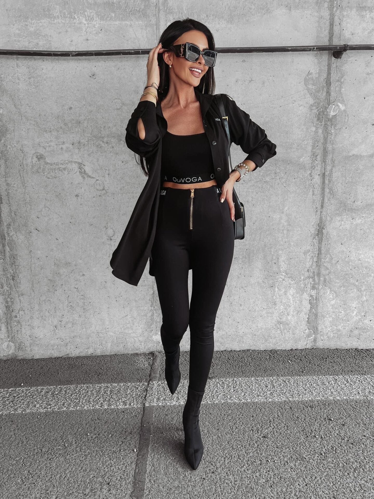Bess Ola Voga fitted leggings with zipper, black image 0