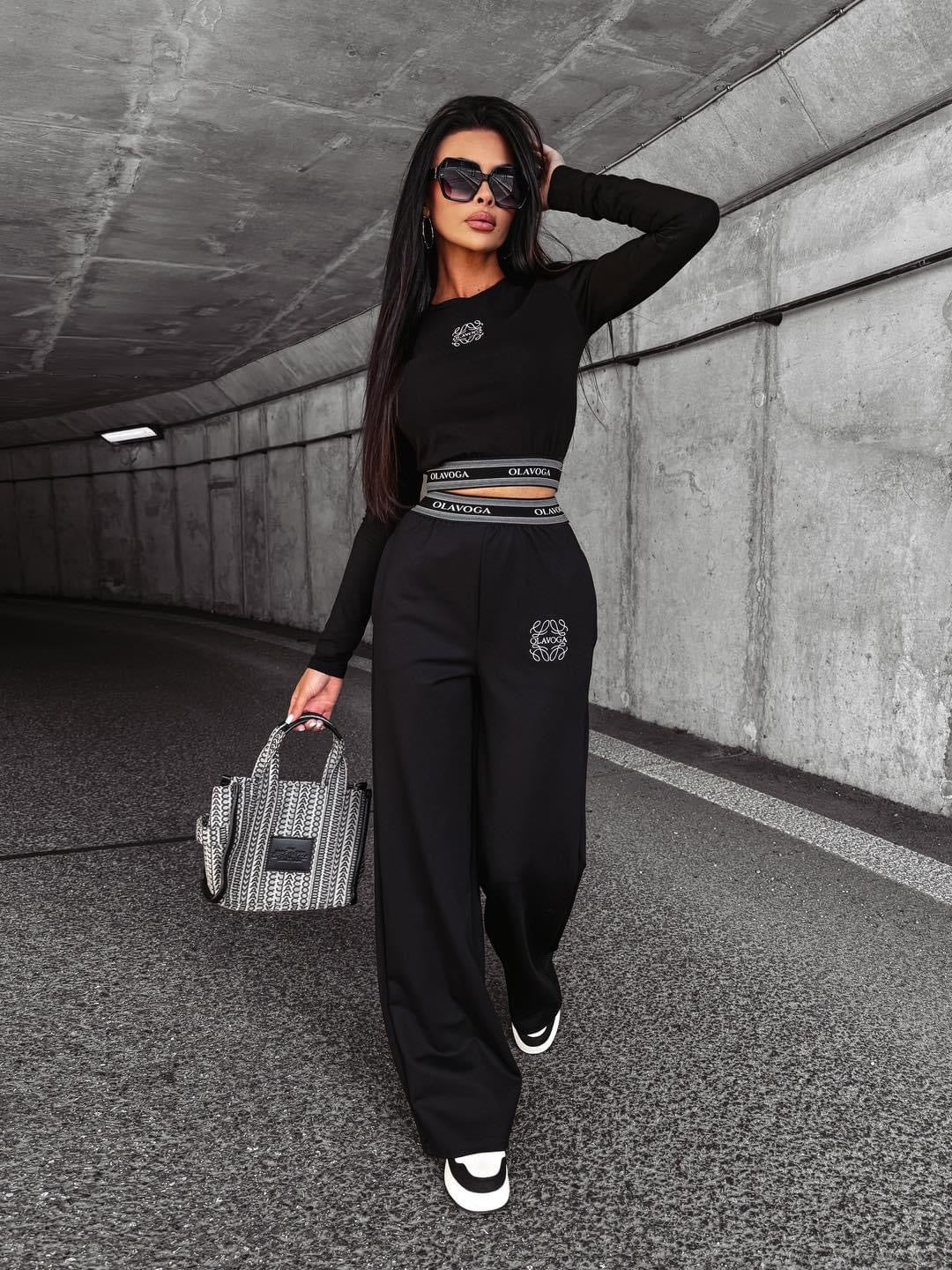 HOLLY OLAVOGA loose-fit trousers black image 1