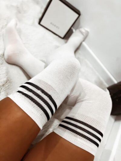 OVER THE KNEE SOCKS WHITE